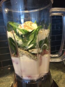 How you can eat healthily all day long - glass of super shake